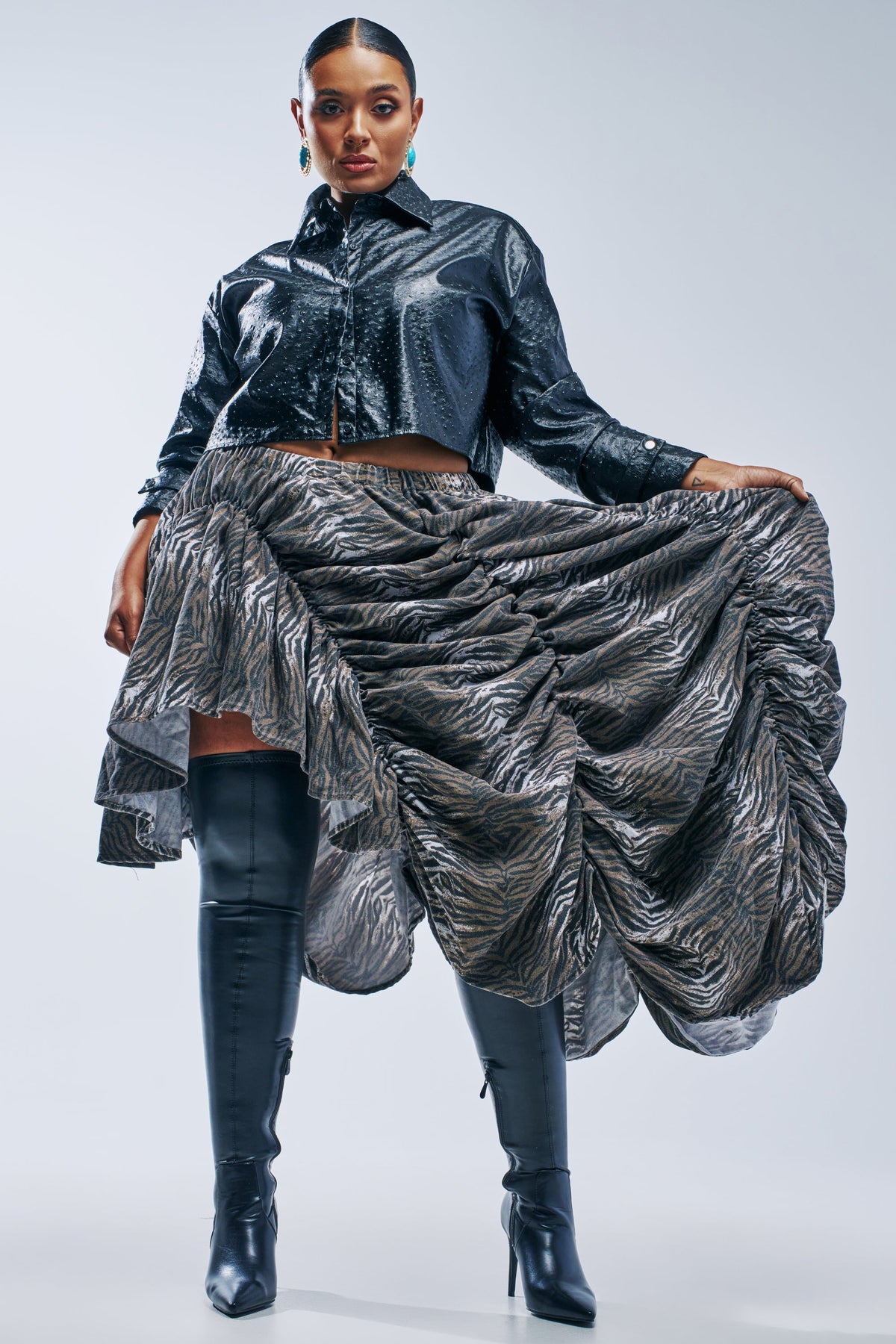 ALL OVER THE PLACE RUCHED MIDI SKIRT
