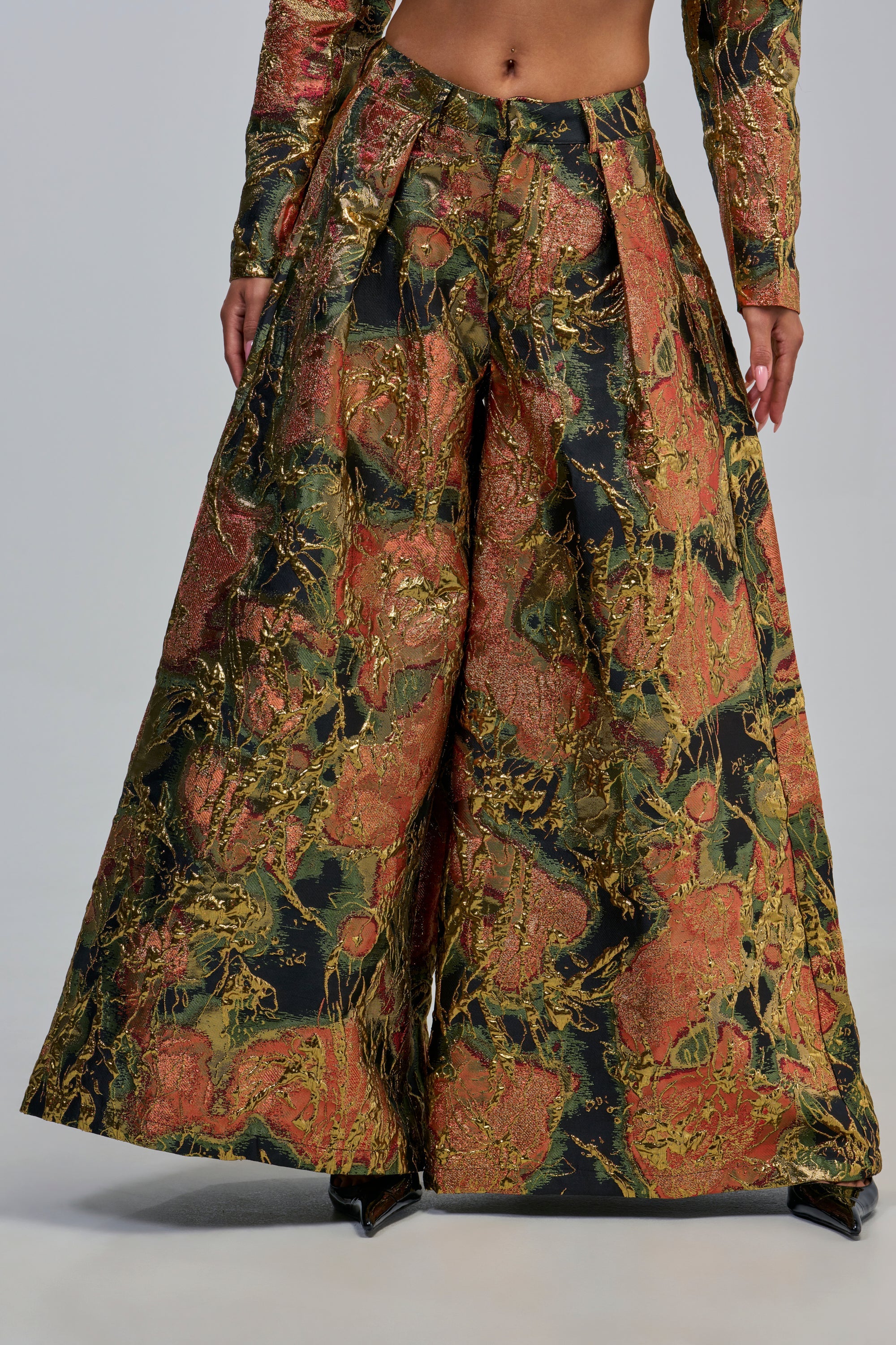BUY MYSELF FLOWERS BROCADE TROUSER IN GOLD