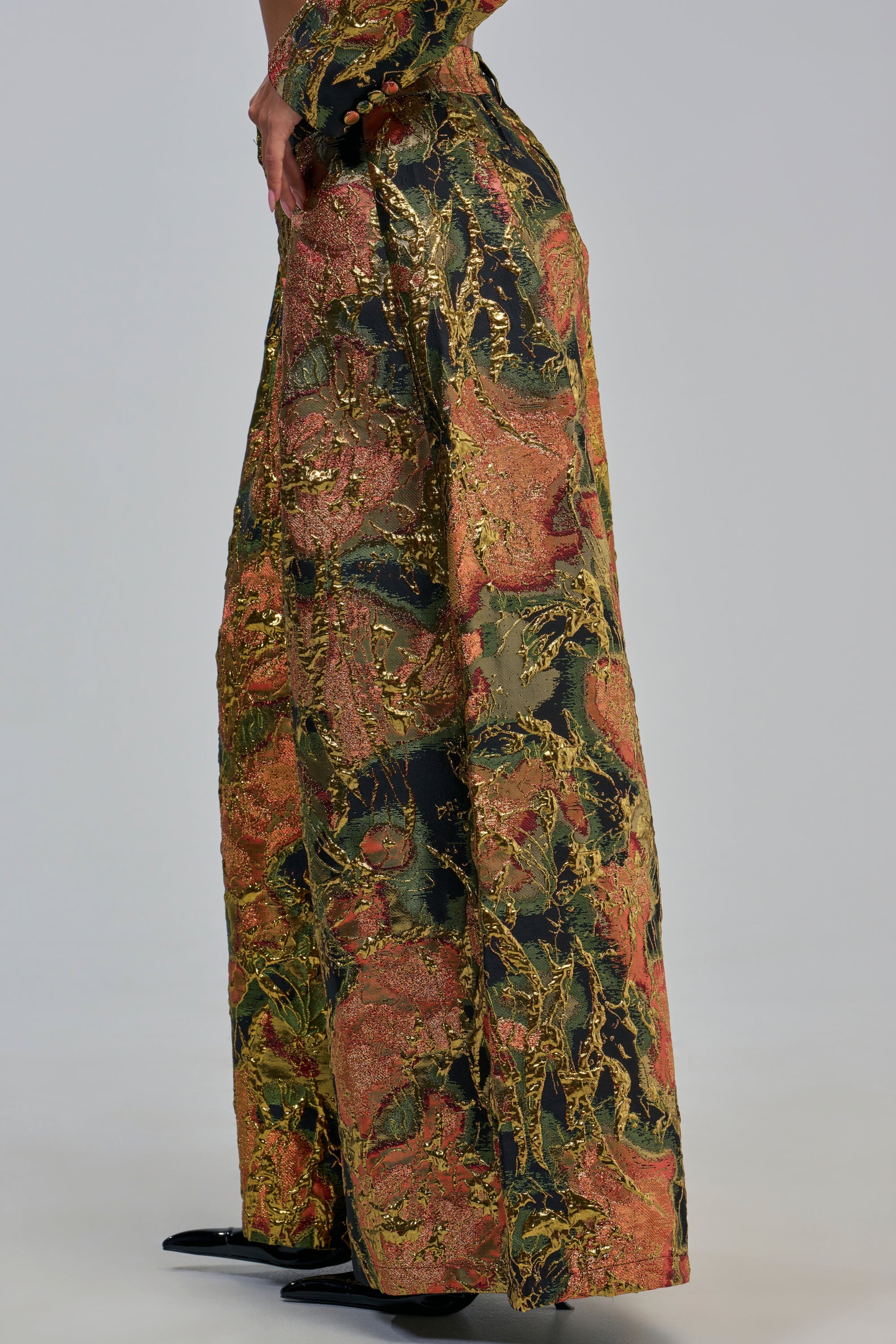 BUY MYSELF FLOWERS BROCADE TROUSER IN GOLD