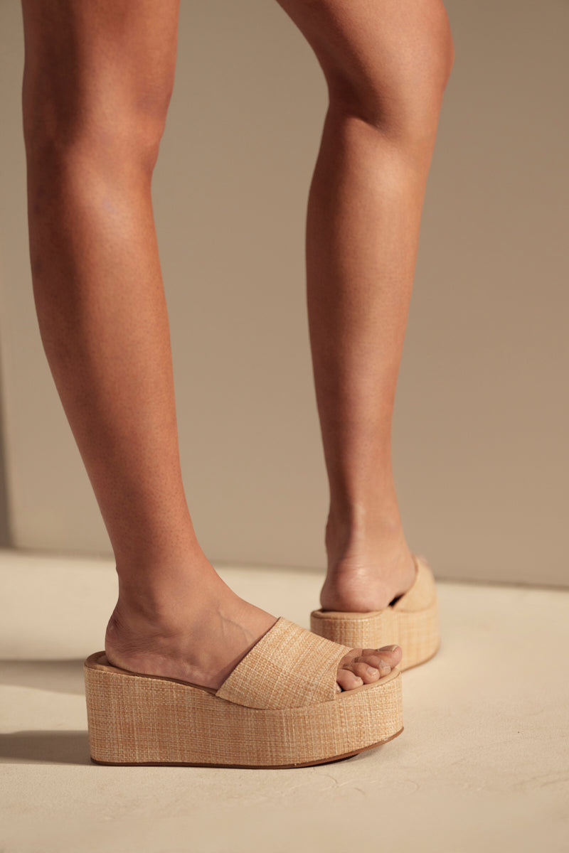 AZALEA WANG ARROW RAFFIA WEDGE SANDAL