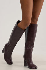 AZALEA WANG BILHANA BURGUNDY SPLIT TOE BLOCK BOOT