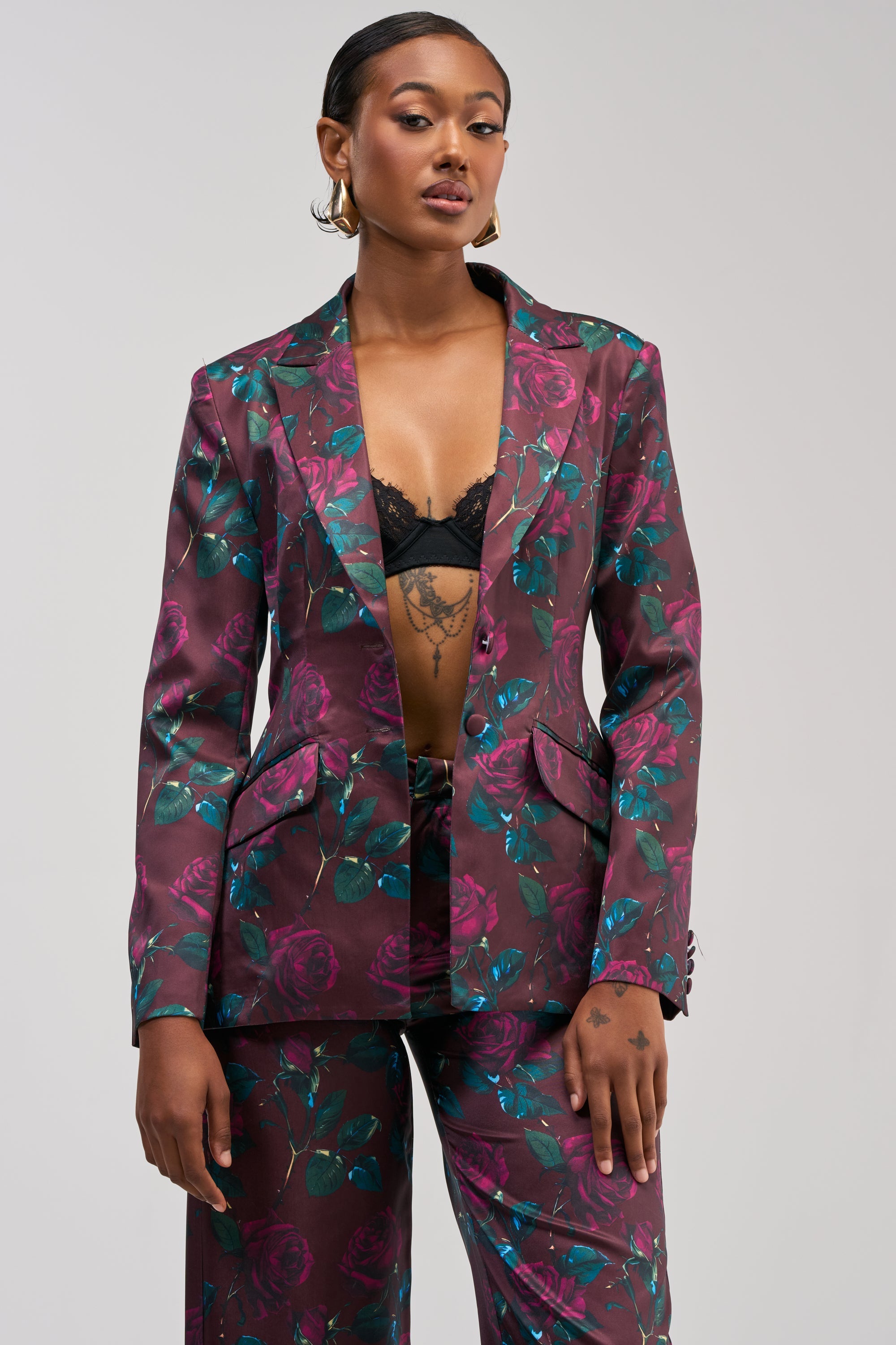 DOZEN ROSES SATIN BLAZER IN BURGUNDY