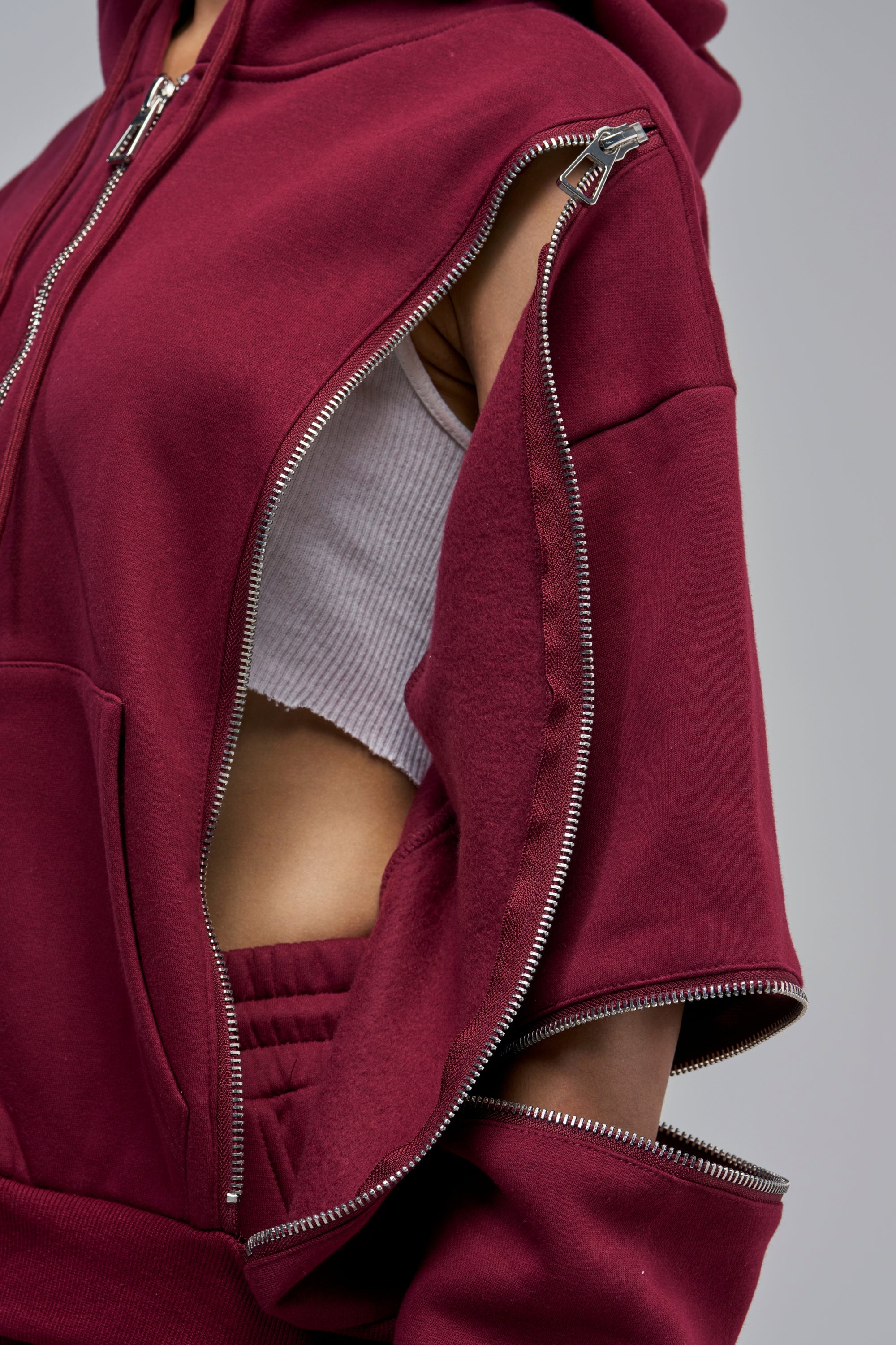 CALI MULTI ZIPPER HOODED SWEATSHIRT IN BURGUNDY