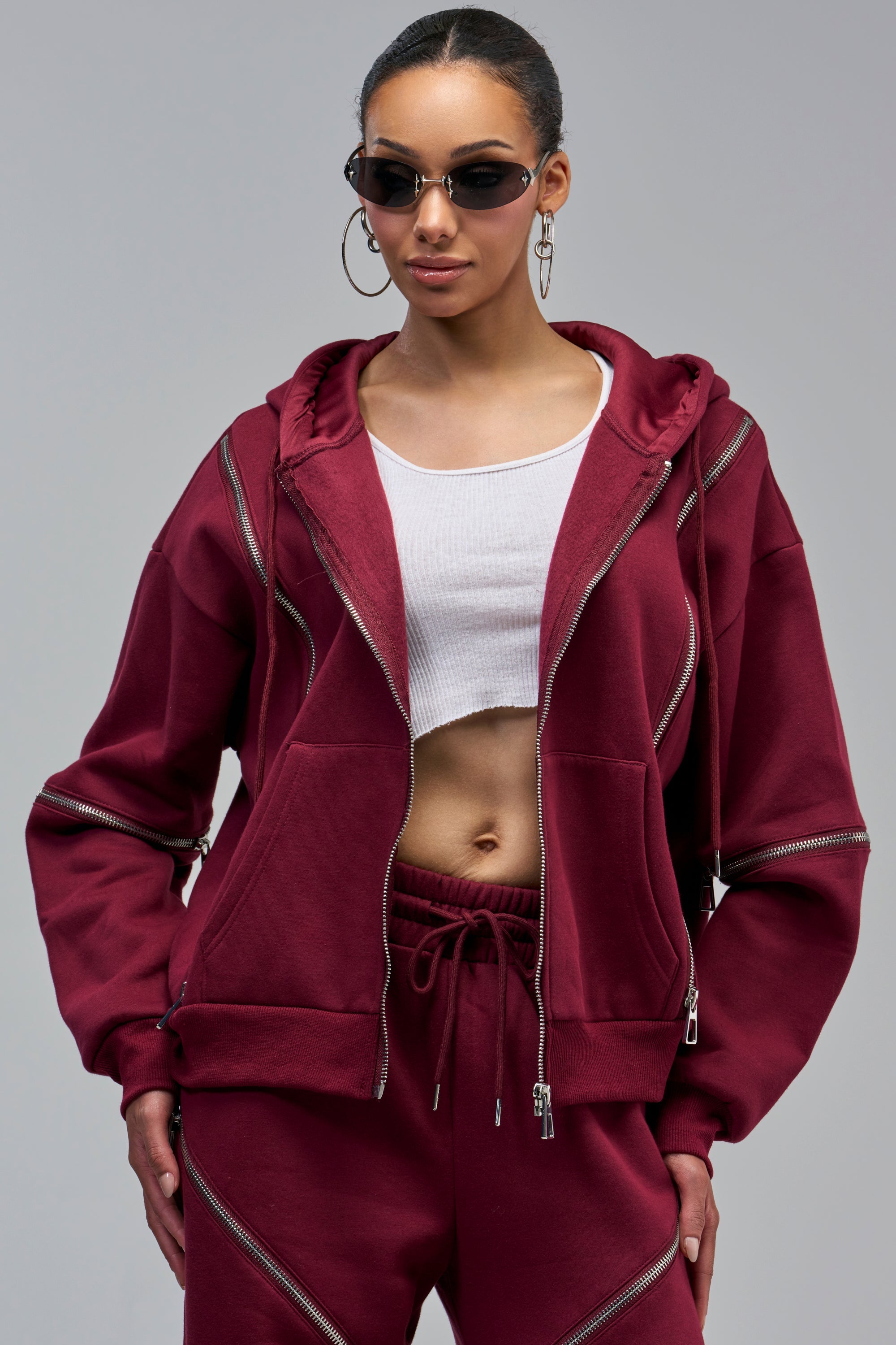 CALI MULTI ZIPPER HOODED SWEATSHIRT IN BURGUNDY