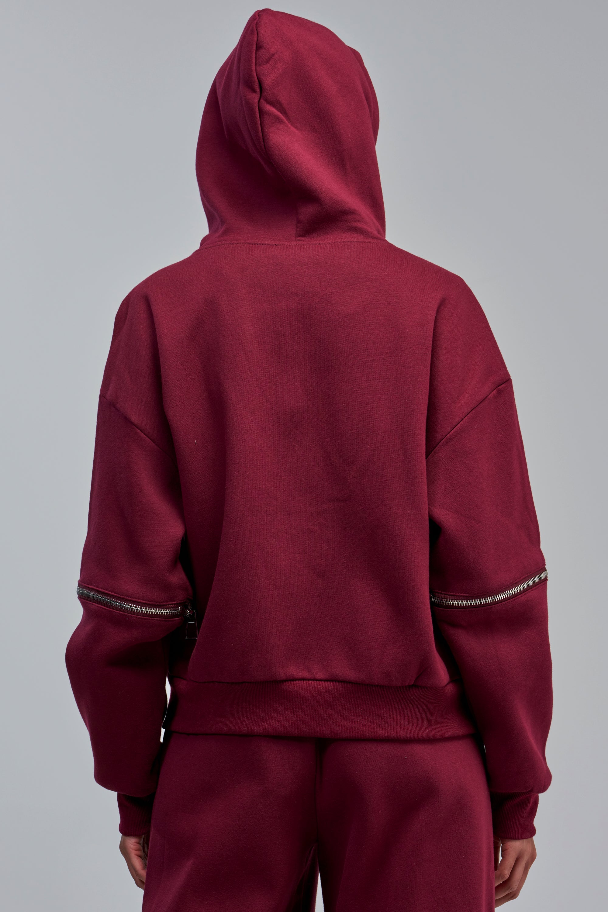 CALI MULTI ZIPPER HOODED SWEATSHIRT IN BURGUNDY