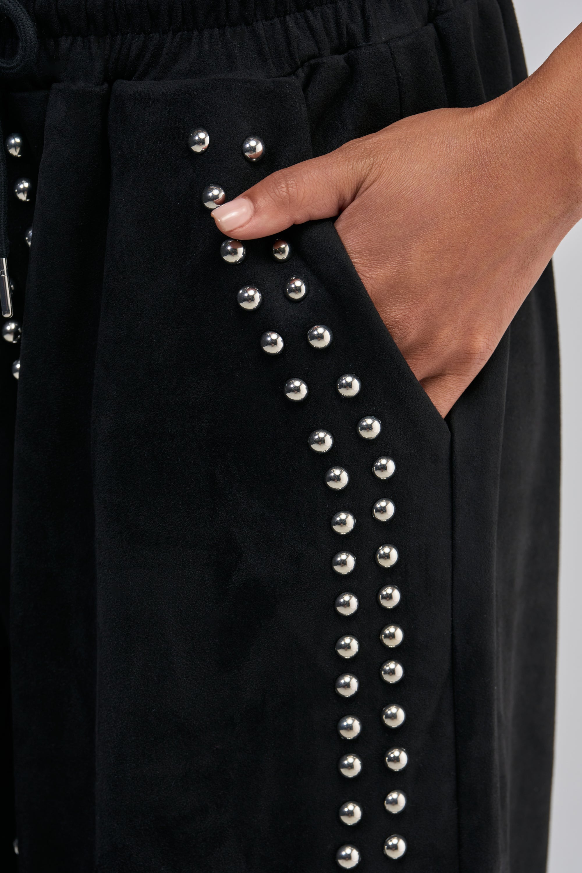 ASHLEY STUDDED WIDE LEG JOGGER