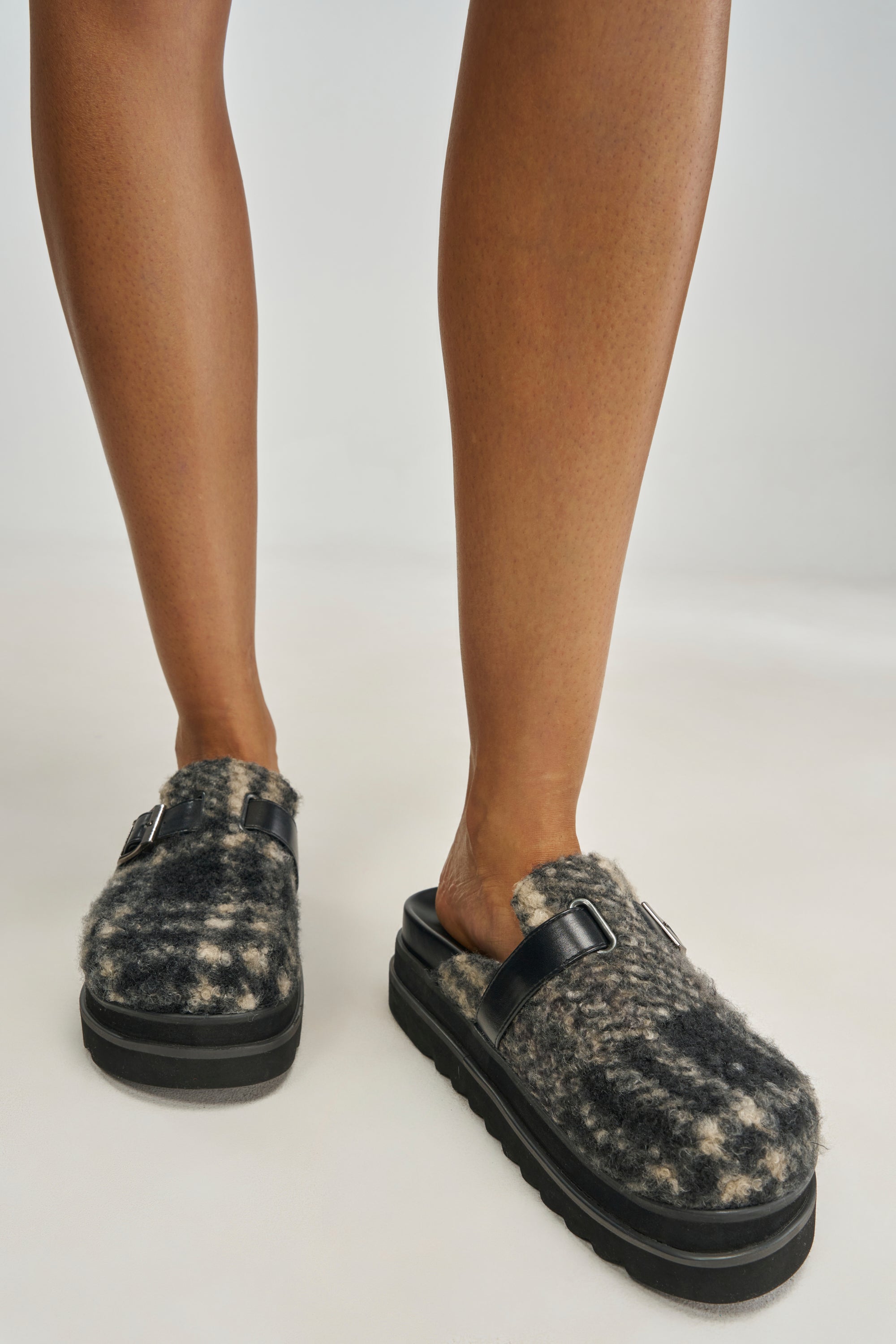 AZALEA WANG OBLIQUE BLACK PLAID FLATFORM CLOG