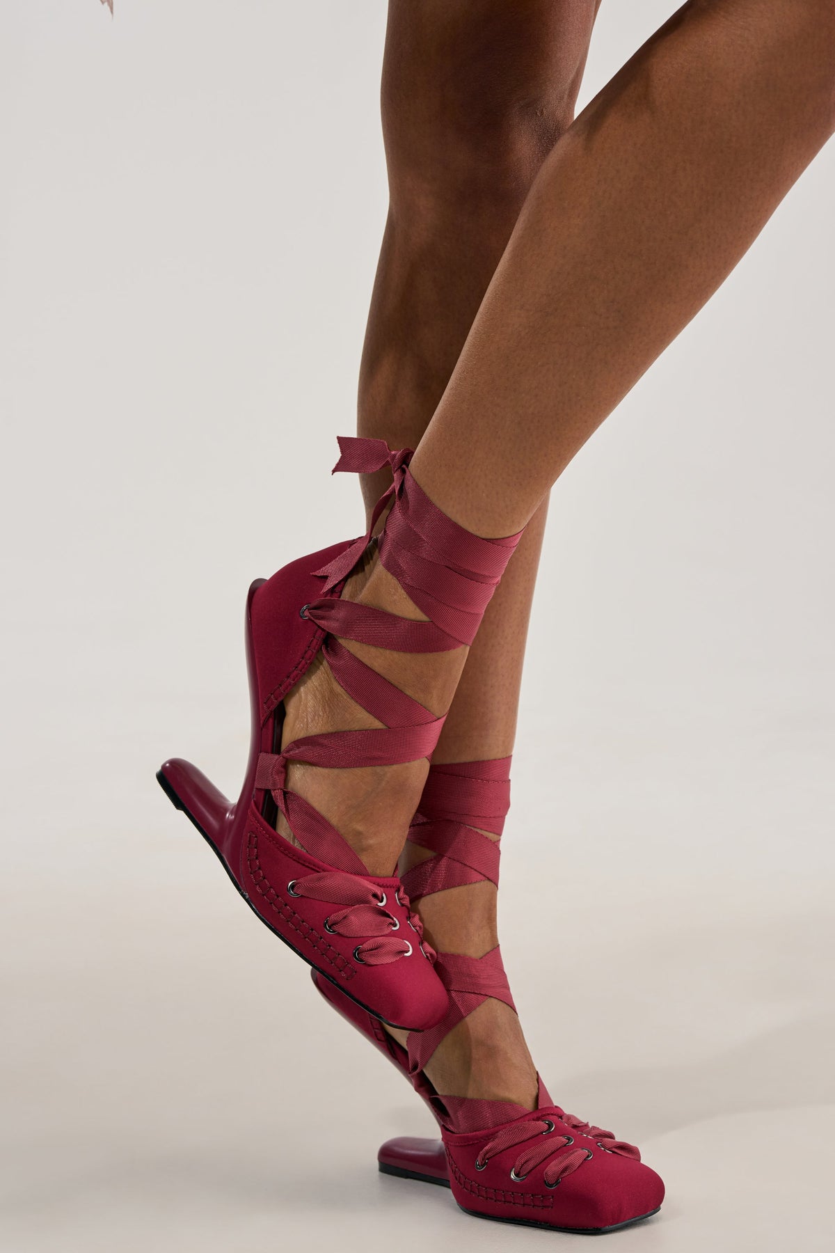 AZALEA WANG PIROUETTE WINE WEDGE PUMP