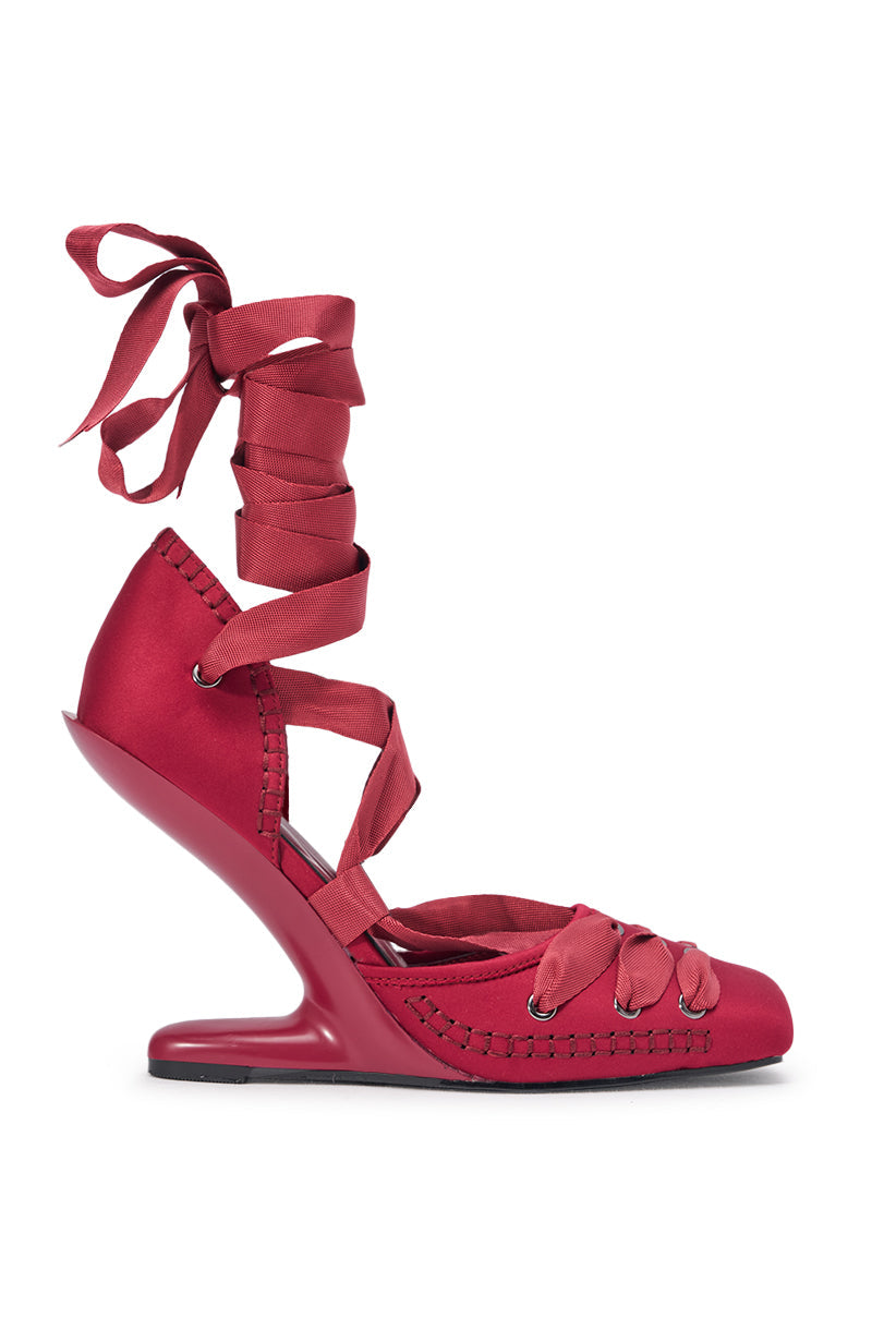 AZALEA WANG PIROUETTE WINE WEDGE PUMP