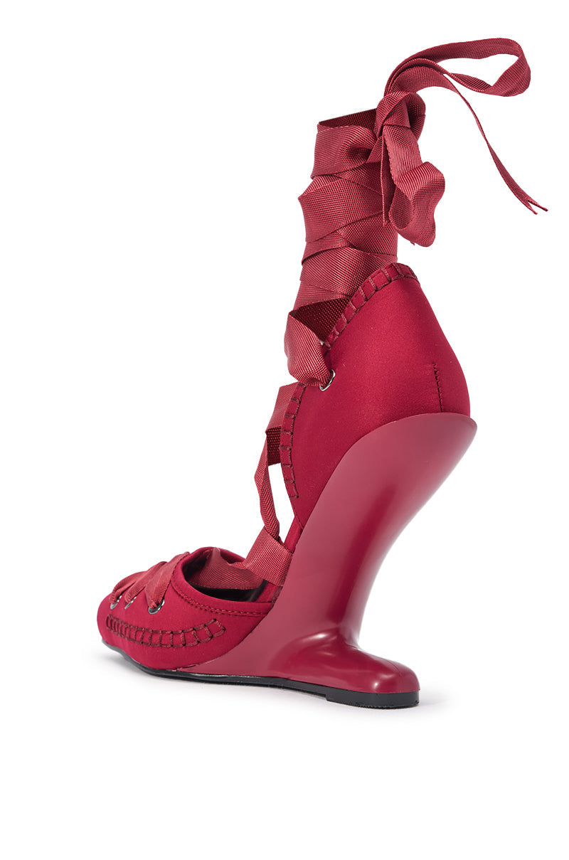 AZALEA WANG PIROUETTE WINE WEDGE PUMP