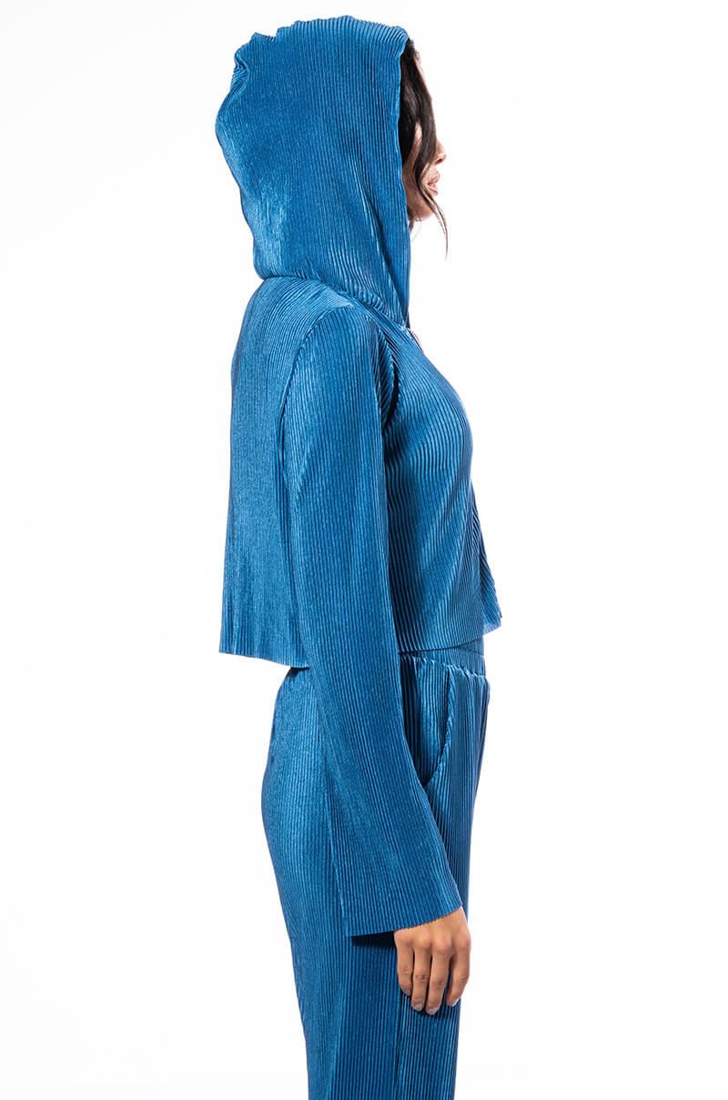 ASTRID PLEATED FRONT ZIP HOODIE