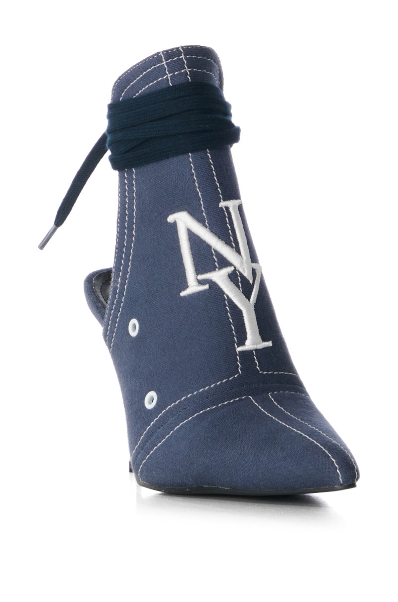 AZALEA WANG NAVY BASEBALL CAP PUMP