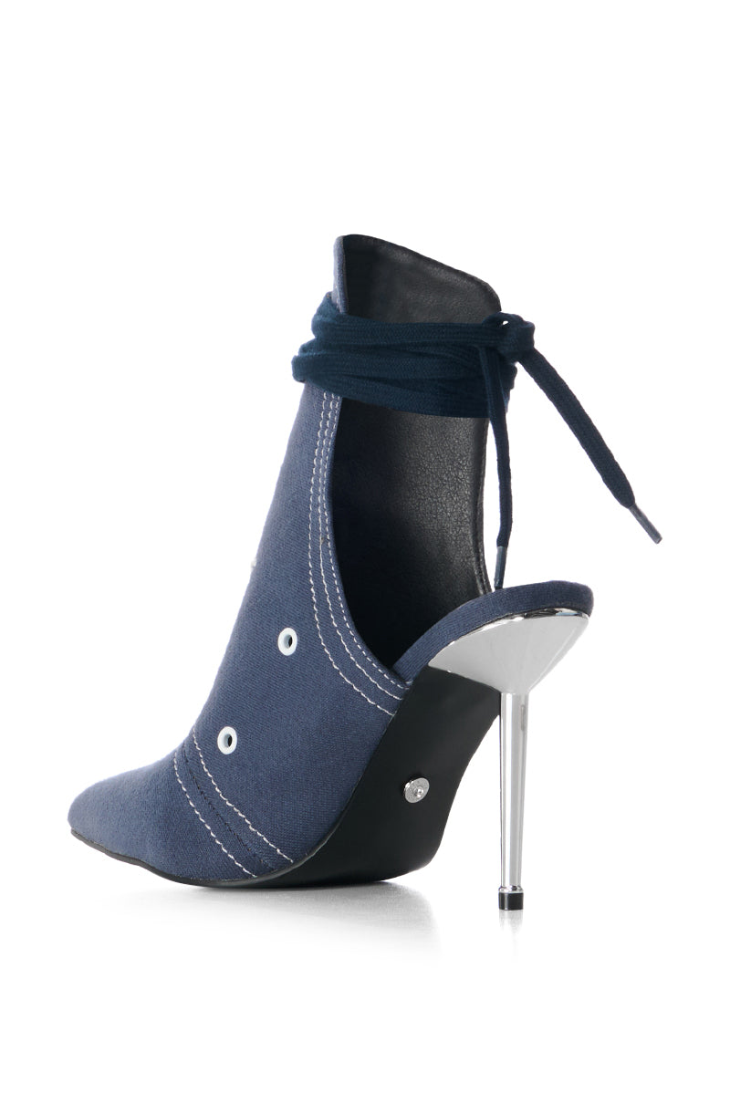 AZALEA WANG NAVY BASEBALL CAP PUMP
