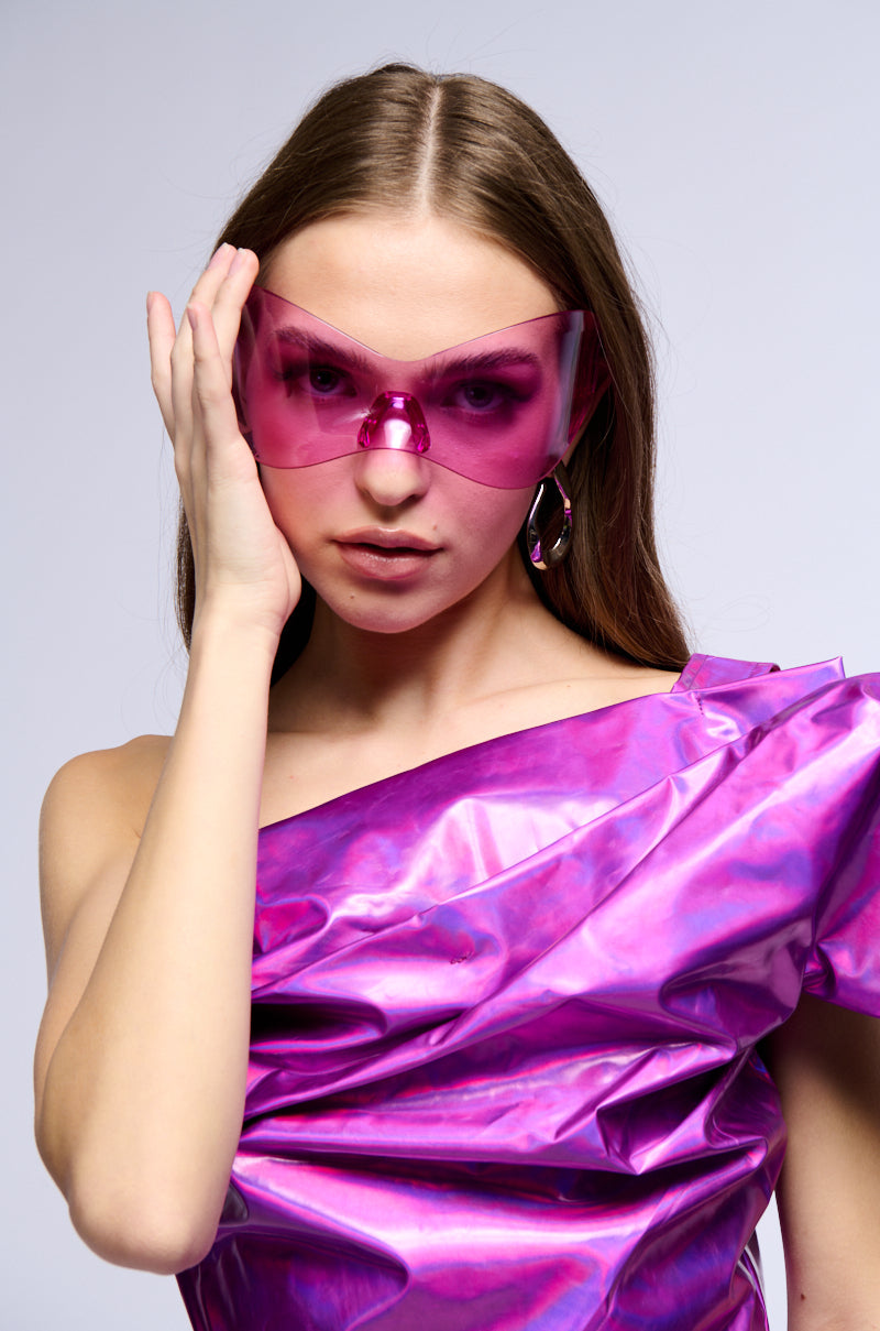 BIGGER IS BETTER SUNGLASSES