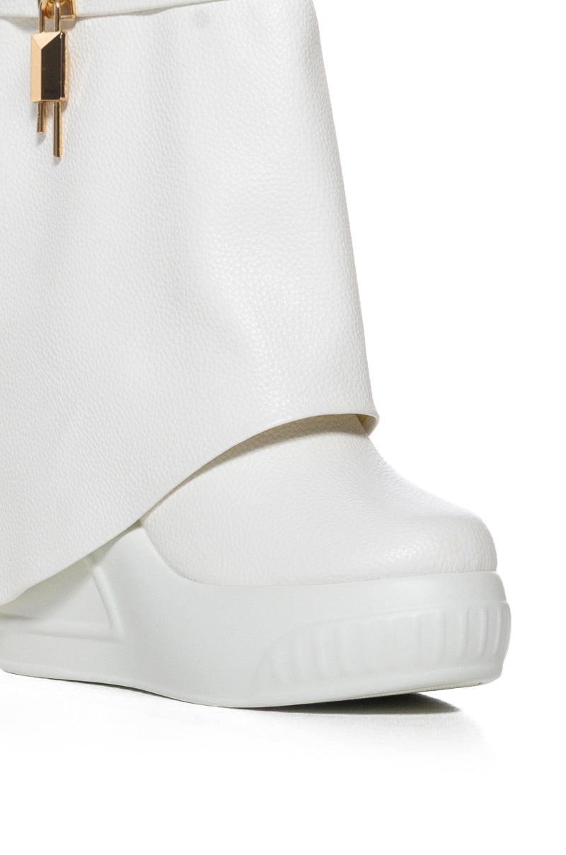 BROOK WHITE PU FOLD OVER BOOTIE