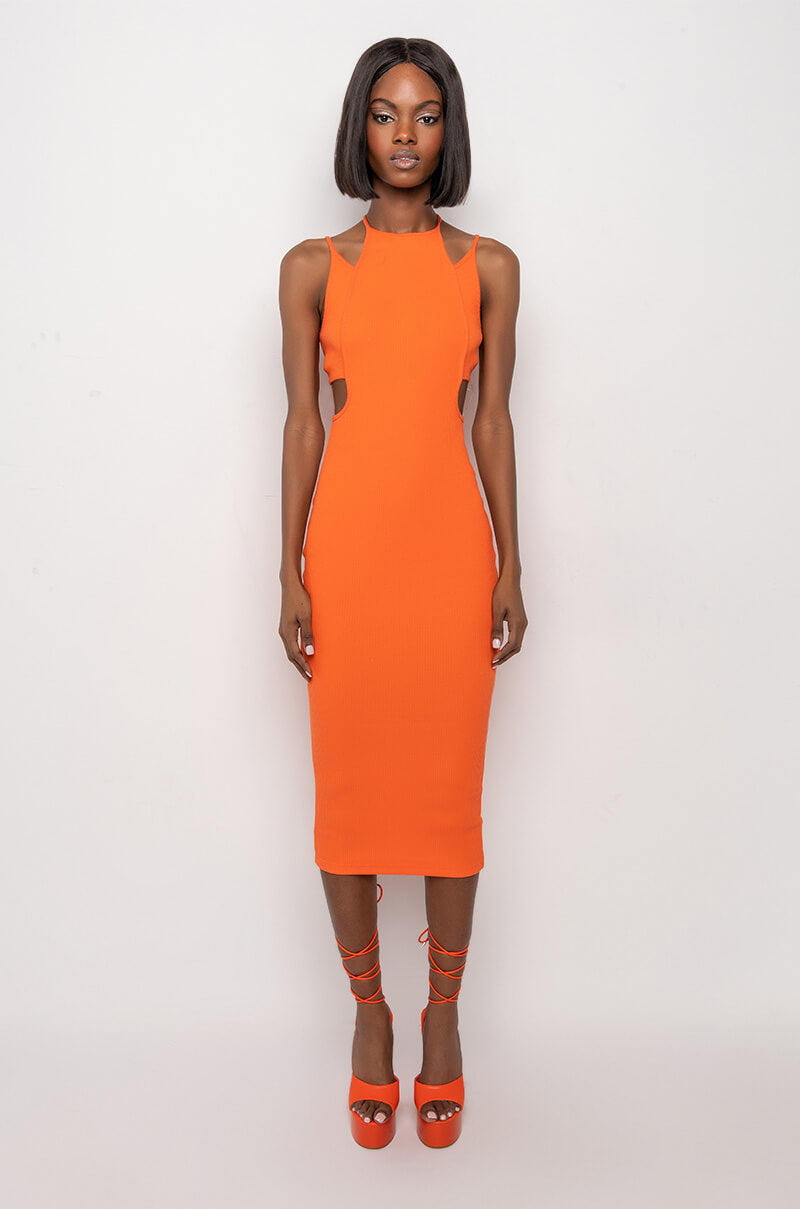 CUT TO THE POINT RIBBED MIDI DRESS