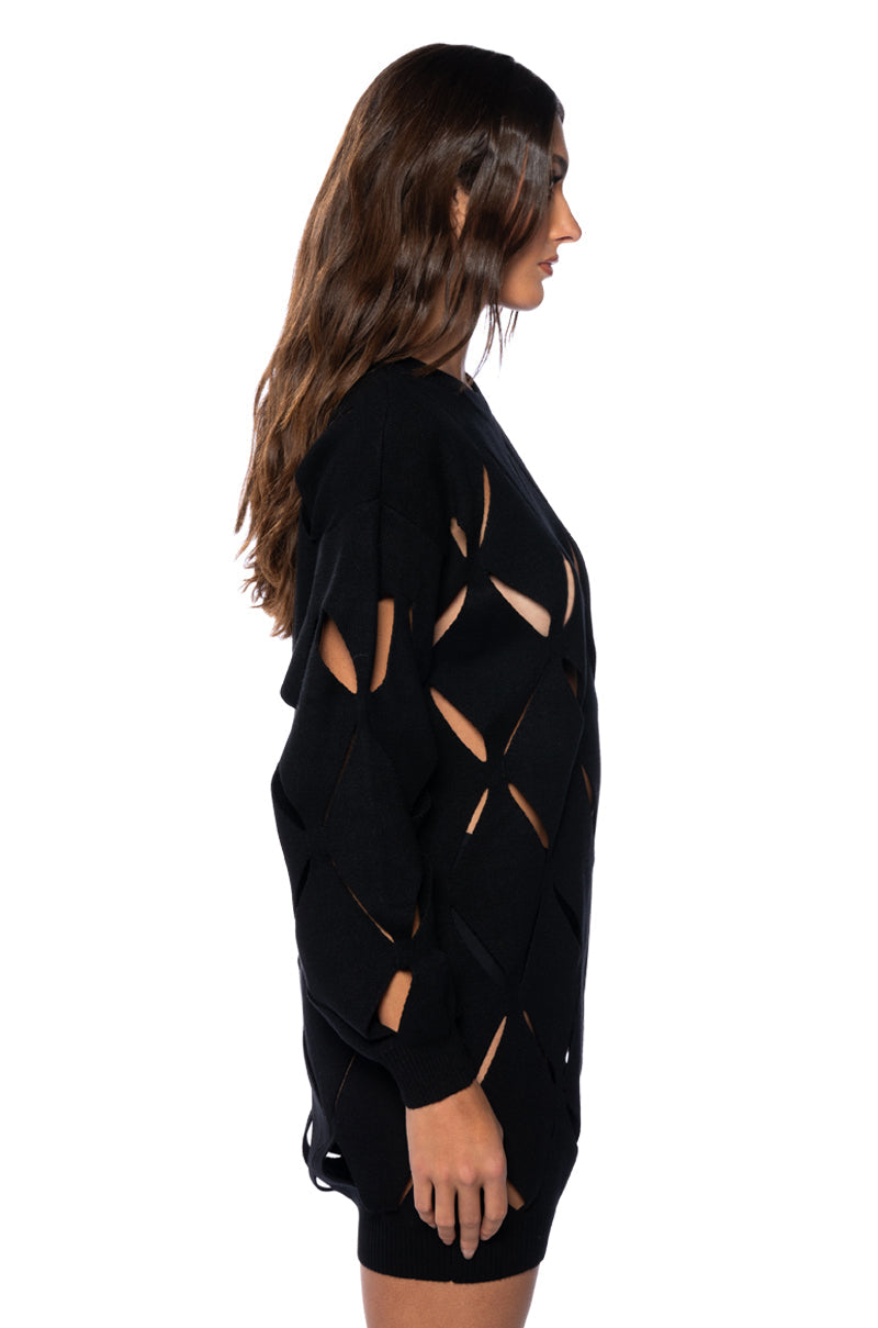 DIAMOND CUT OVERSIZED SWEATER DRESS