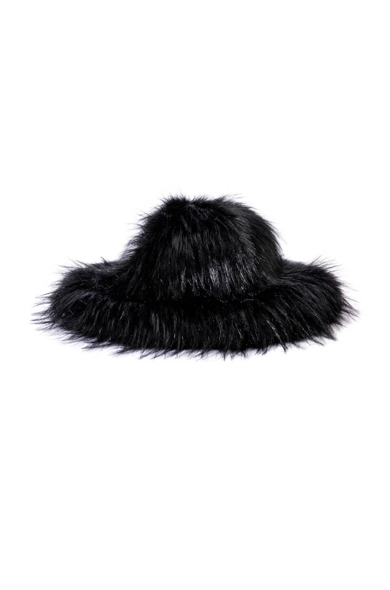 DIVINE FEMININE OVERSIZED FAUX FUR BUCKET HAT